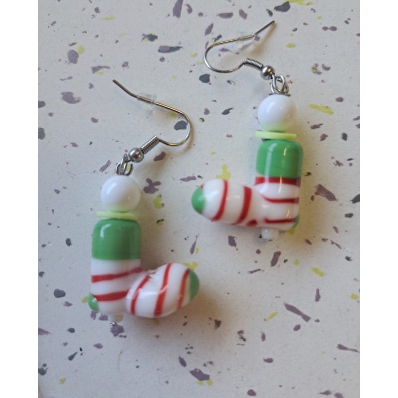 Boucles d'oreilles chaussettes de lutin rayées