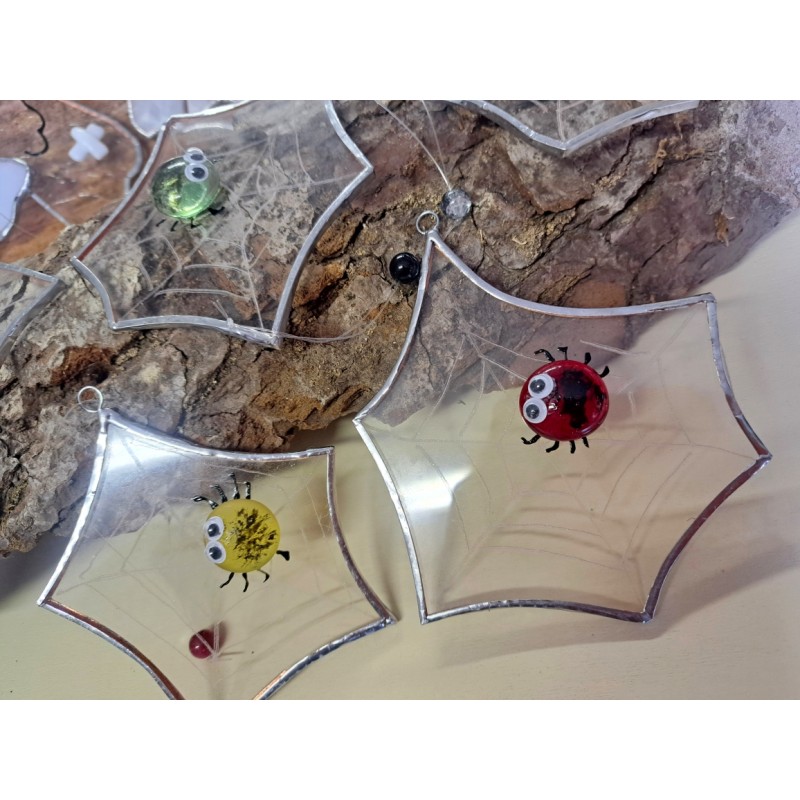 Vitrail toile d'araignée. Vitrail toile d'araignée.