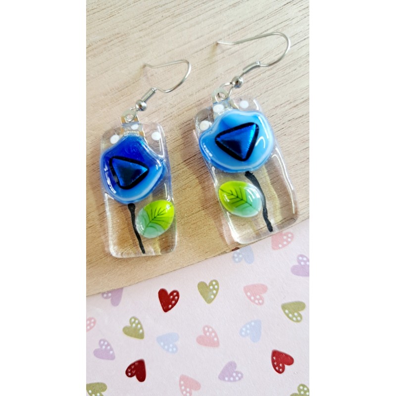 Boucles d'oreilles petites leurs bleues