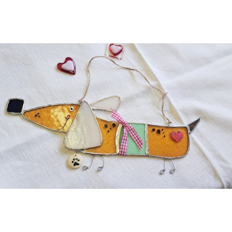 Teckel en vitrail Tiffany et fusing à suspendre