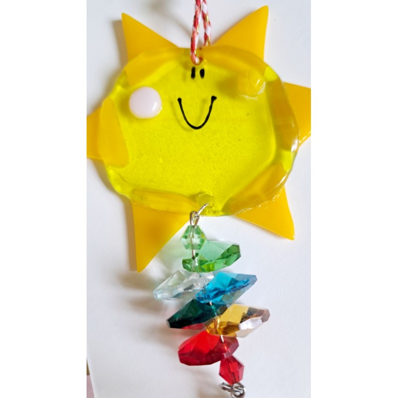 Détail suncatcher en fusing soleil rigolo pièce unique, atelier Verre-Luisant