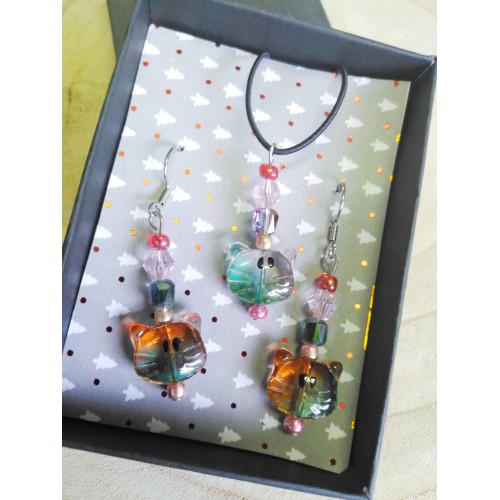 Parure petit minou en verre Parure petit minou en verre
