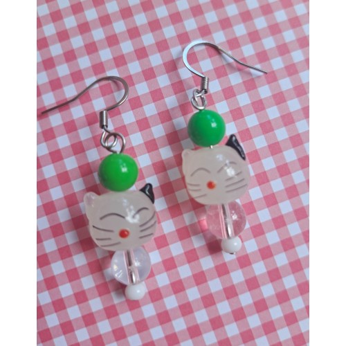 Boucles d'oreilles petit chat. Boucles d'oreilles petit chat.