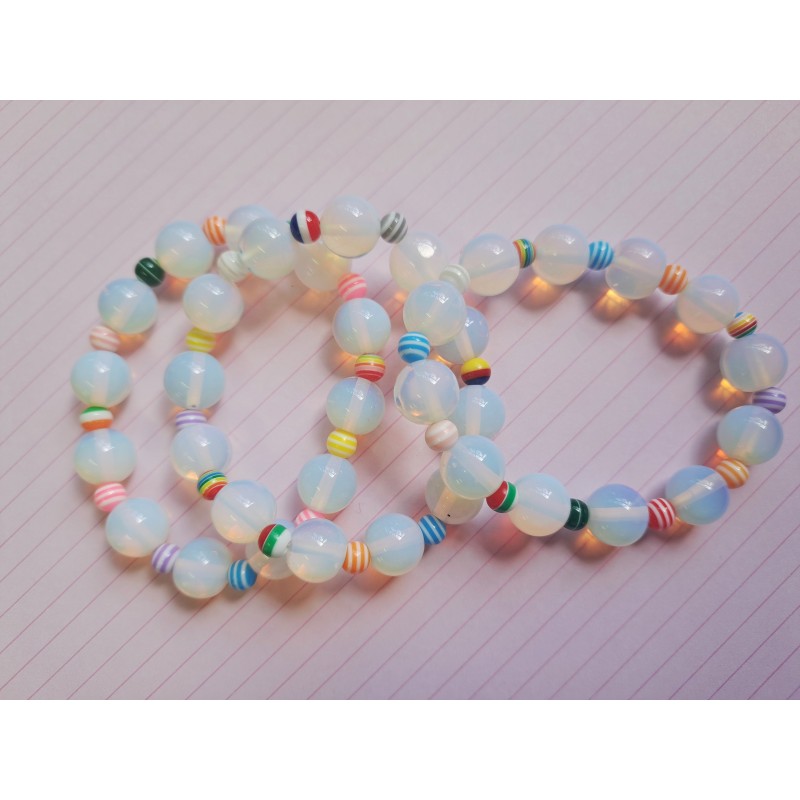 Bracelet en perles de verre opaline. Bracelet en perles de verre opaline.