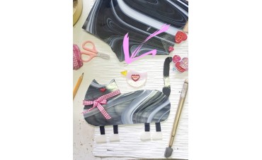 Suivez aussi l'atelier Verre-luisant sur les réseaux sociaux...